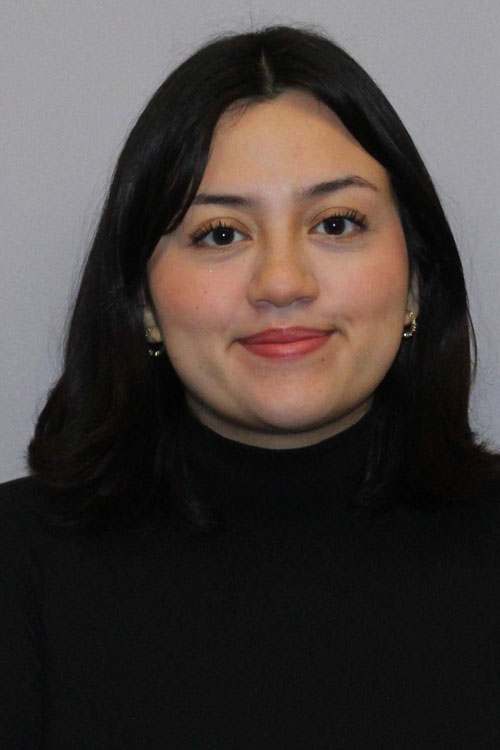 Headshot of Selena Heidebrecht