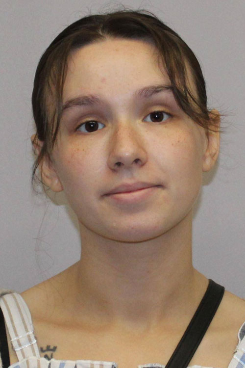 Headshot of Hayleigh Nixon